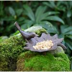 Baignoire pour oiseau en fonte - oiseau sur une feuille